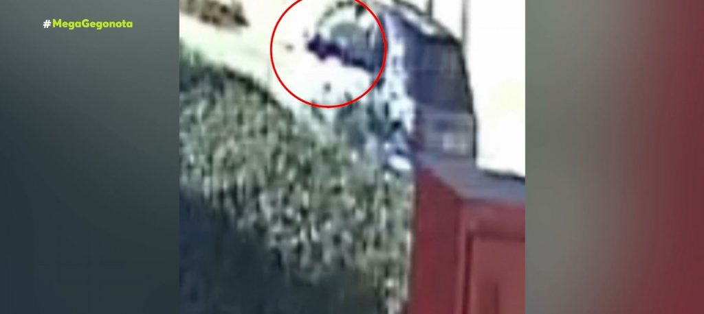 Γλυκά Νερά: Παραδόθηκαν δύο άνδρες για τους πυροβολισμούς έξω από το βενζινάδικο