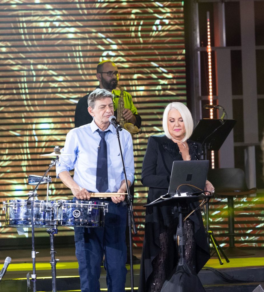 Το Σάββατο στις 21:00, η Ρούλα Κορομηλά υποδέχεται στο «Σπίτι με το MEGA» τον Μιχάλη Ρακιντζή