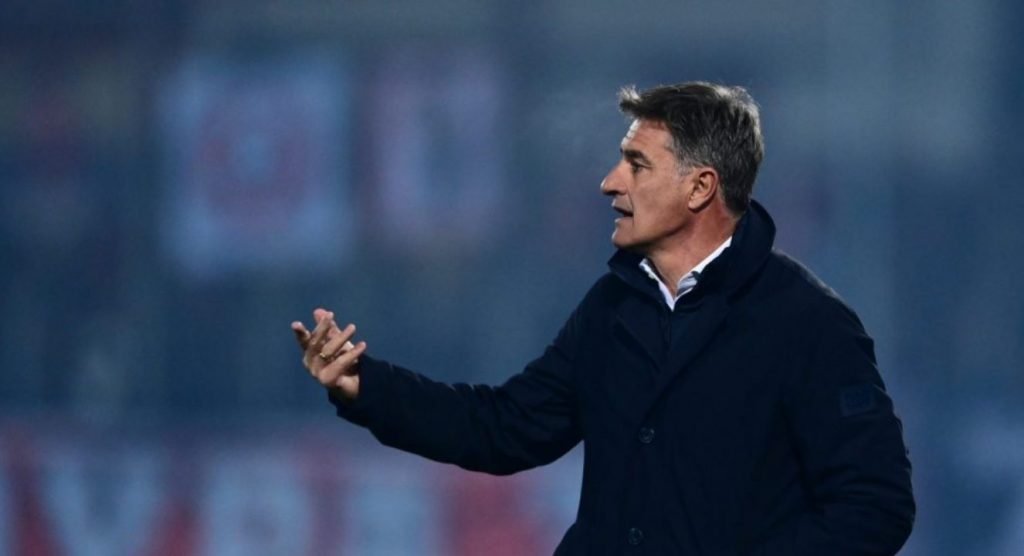 Ολυμπιακός: Έφυγαν από τον Πειραιά οι Μπόουλερ, Κούντε και Καμαρά