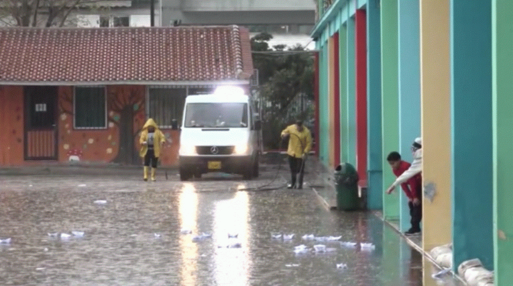 Καλλιθέα: Νηπιαγωγείο πλημμύρισε  για τρίτη φορά