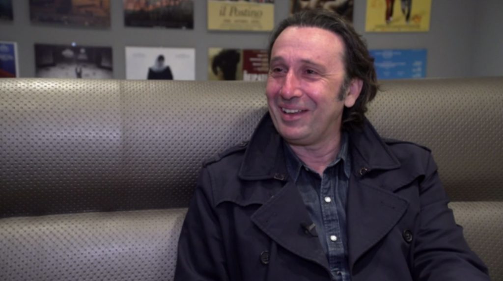 Ρένος Χαραλαμπίδης: «Ζω εντός των ονείρων μου. Έγινα αυτό που ήθελα»