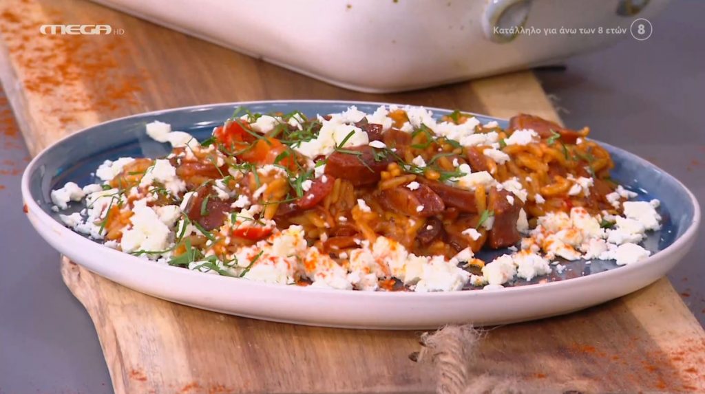 Ο Τίμος Ζαχαράτος μάς ετοιμάζει σπετσοφάι με γιουβέτσι