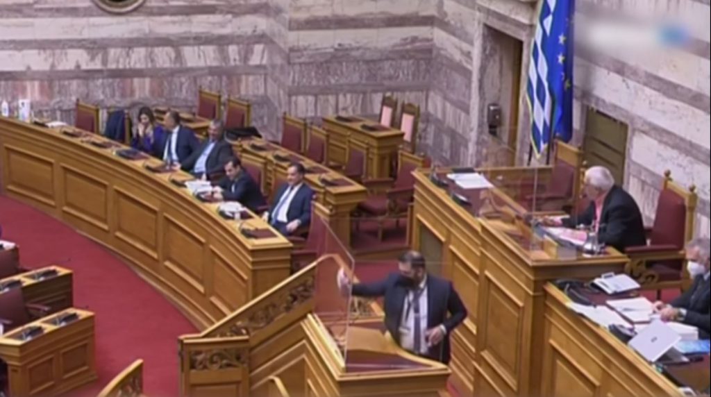 Βουλή: Σκληρές κόντρες στη συζήτηση για την πρόταση δυσπιστίας – Αύριο οι τοποθετήσεις των πολιτικών αρχηγών