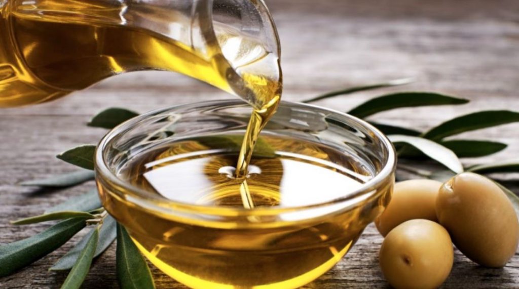 Το πιο ακριβό ελαιόλαδο είναι ελληνικό και έχει φύλλα χρυσού
