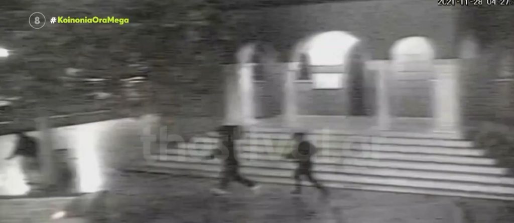 Θεσσαλονίκη: Κλέφτες τρέχουν με το χρηματοκιβώτιο στον ώμο – Ψεκάζουν τον φύλακα που τους κυνηγά