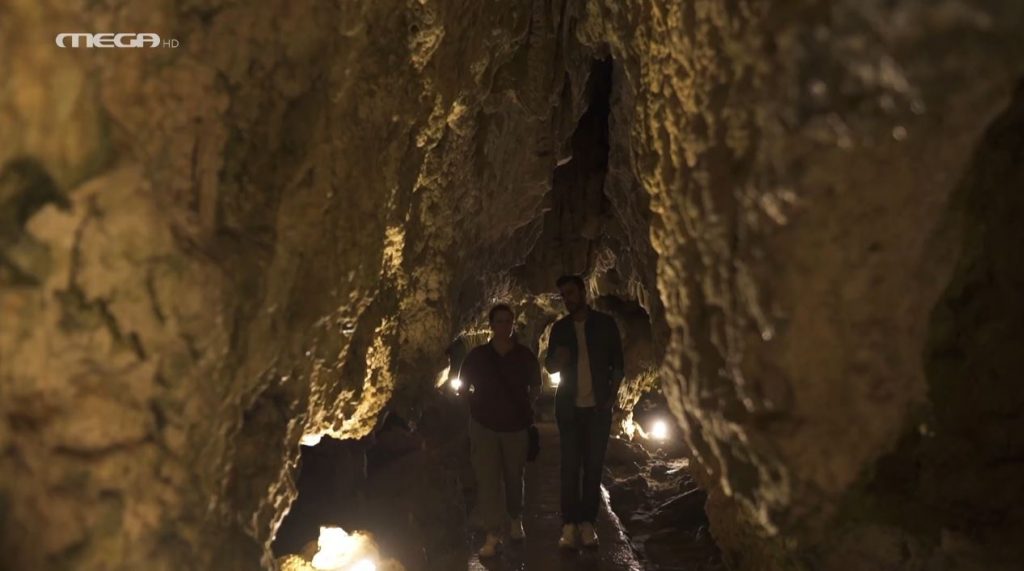 «Fishy»: Ο Γιάννης Τσιμιτσέλης επισκέπτεται το Σπήλαιο Περάματος