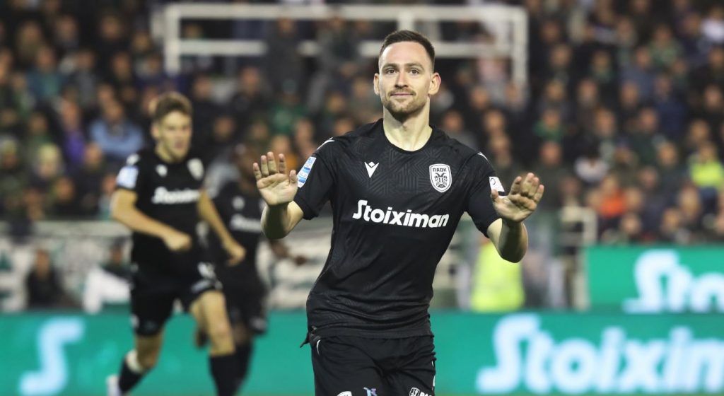 Super League: Το διπλό στη Λεωφόρο έβαλε «φωτιά» στη μάχη του τίτλου