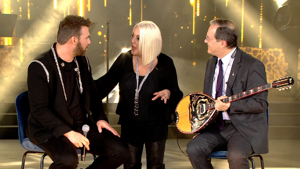 Το θρυλικό “Με σκότωσε γιατί την αγαπούσα” από τον Νικολόπουλο μόνο για το Σπίτι με το MEGA