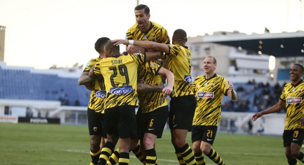 Super League: Νίκη & κορυφή για την ΑΕΚ