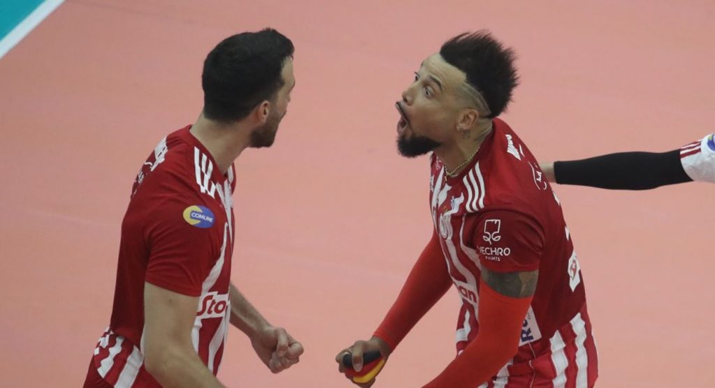 Βόλεϊ: Ολυμπιακός – ΠΑΟΚ (3-2), επική ανατροπή από τους ερυθρόλευκους & match point τίτλου
