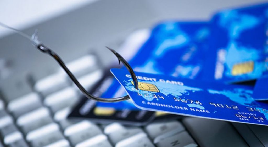 Ηλεκτρονικές απάτες: Τι είναι το «phishing» & πώς το χρησιμοποιούν οι επιτήδειοι