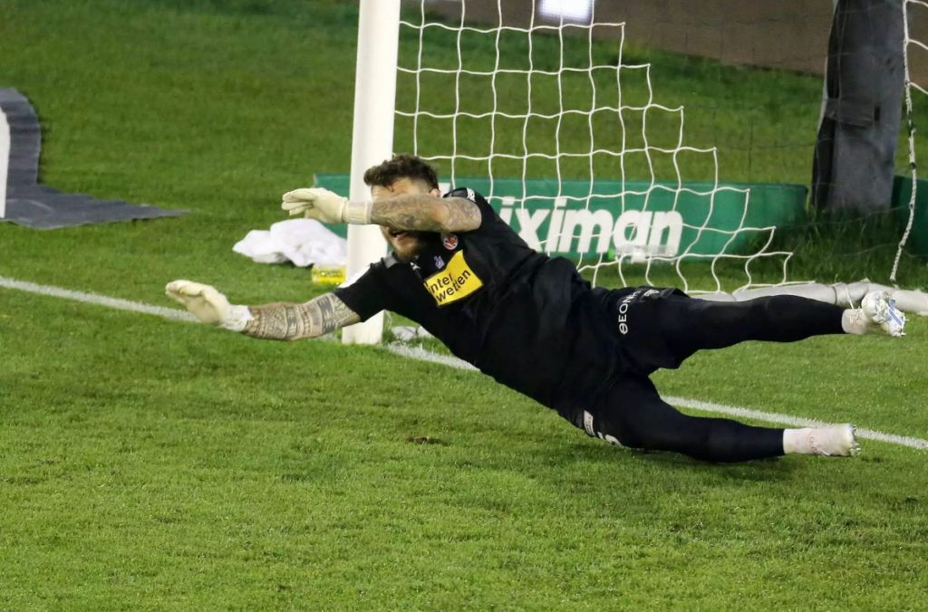 Ποινική δίωξη για βιασμό ανήλικης και ναρκωτικά σε γνωστό τερματοφύλακα