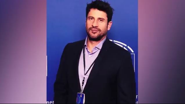 Αλέξης Γεωργούλης: Θα ζητήσει ακρόαση πριν την άρση της ασυλίας – Τέθηκε εκτός Ευρωπαϊκής Αριστεράς