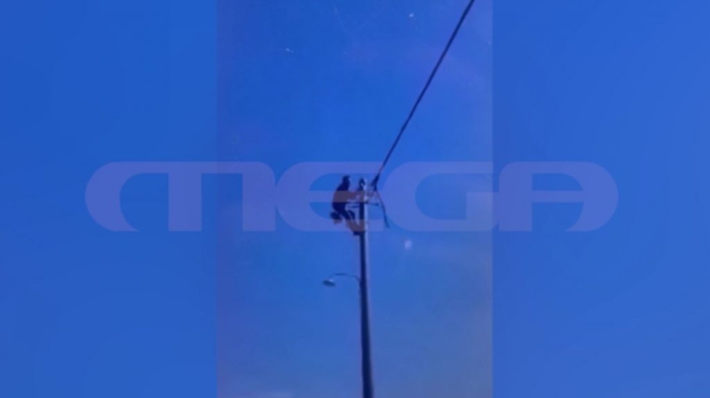Θάνατος βρέφους στην Άρτα – Αποκλειστικές φωτογραφίες από το ριψοκίνδυνο επάγγελμα του 37χρονου πατέρα