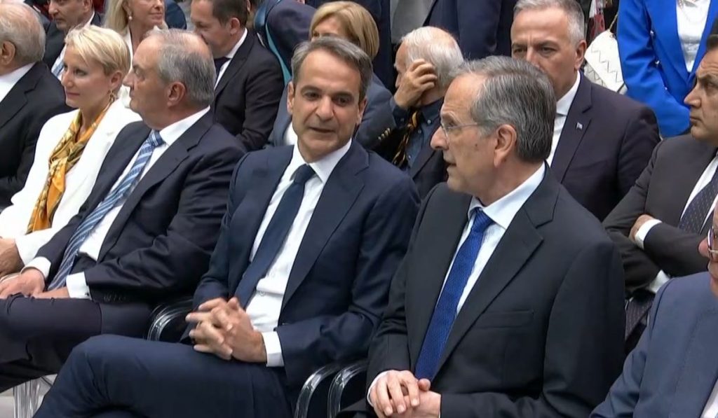 Μήνυμα ενότητας της ΝΔ με την παρουσία Μητσοτάκη, Καραμανλή και Σαμαρά στο Ζάππειο