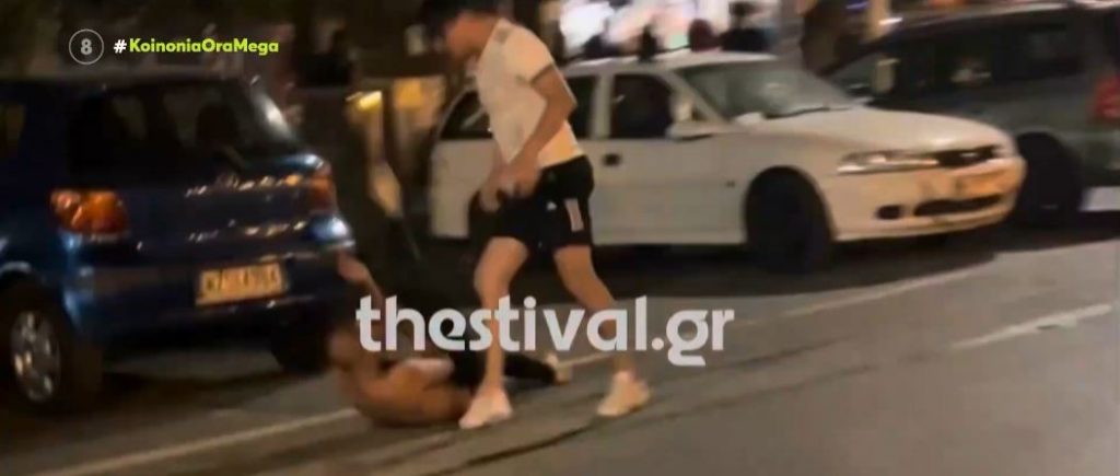 Θεσσαλονίκη: Έδειραν αλλοδαπό που παρενόχλησε κοπέλα – Επίθεση με σπασμένο μπουκάλι