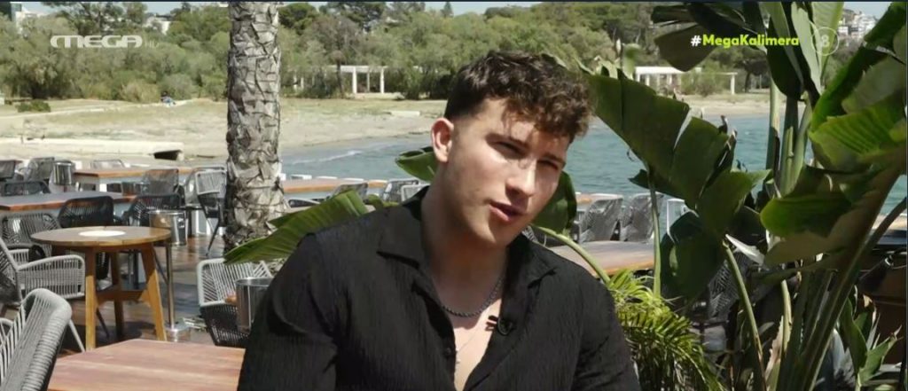 Γιάννης Ξανθόπουλος: «Μου έχει συμβεί θαυμάστρια να με αρπάξει και να με φιλήσει στο στόμα»