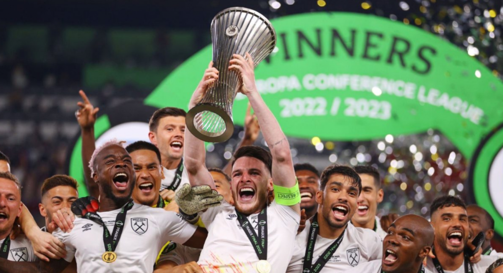 Europa Conference League: Τα «σφυριά» κατέκτησαν το κύπελλο με πρωταγωνιστή τον Μπόουεν