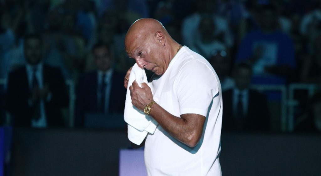 Η Ελλάδα υποκλίθηκε ξανά στον Νίκο Γκάλη