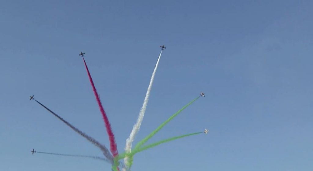 Athens Flying Week: Εντυπωσιακές επιδείξεις από τα μαχητικά της Πολεμικής Αεροπορίας