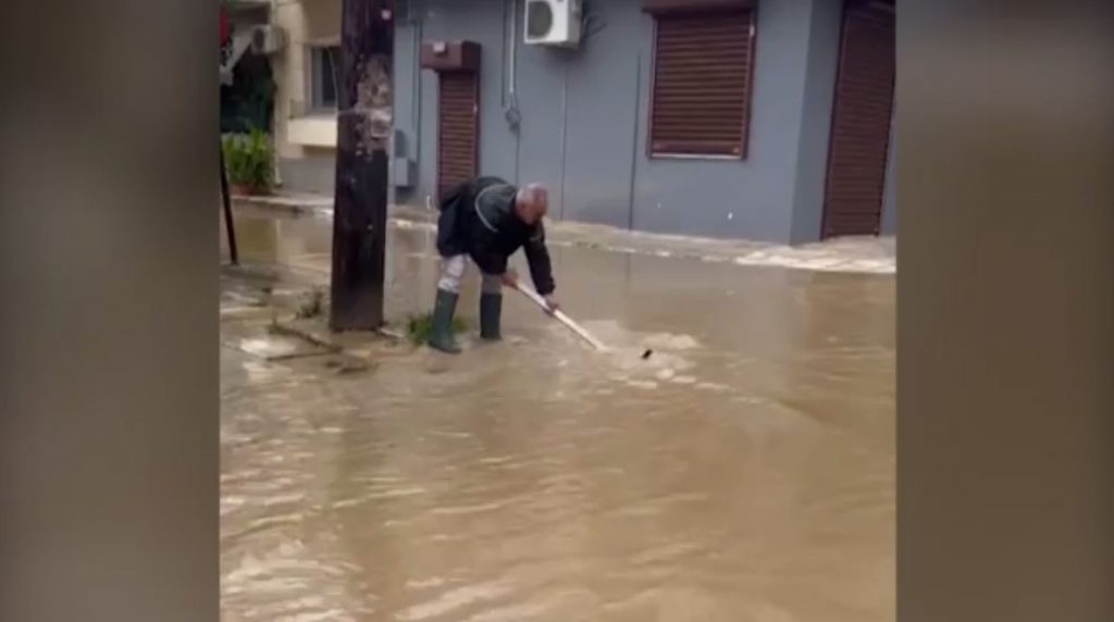 Αγωνία των κατοίκων για τον «Elias» στον Βόλο: Αποκαρδιωτική εικόνα 20 μέρες μετά το «χτύπημα» του Daniel