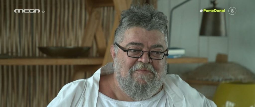 Σταμάτης Κραουνάκης: «Έβγαλα χρήματα τόσα ώστε να μην είμαστε “ρεζίληδες” – Θα γράφω μέχρι να τα “κακαρώσω”»