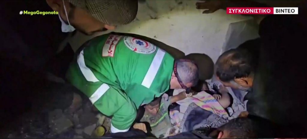 Μπαράζ βομβαρδισμών στη Γάζα – Συγκλονιστικό βίντεο με απεγκλωβισμούς παιδιών από τα συντρίμμια