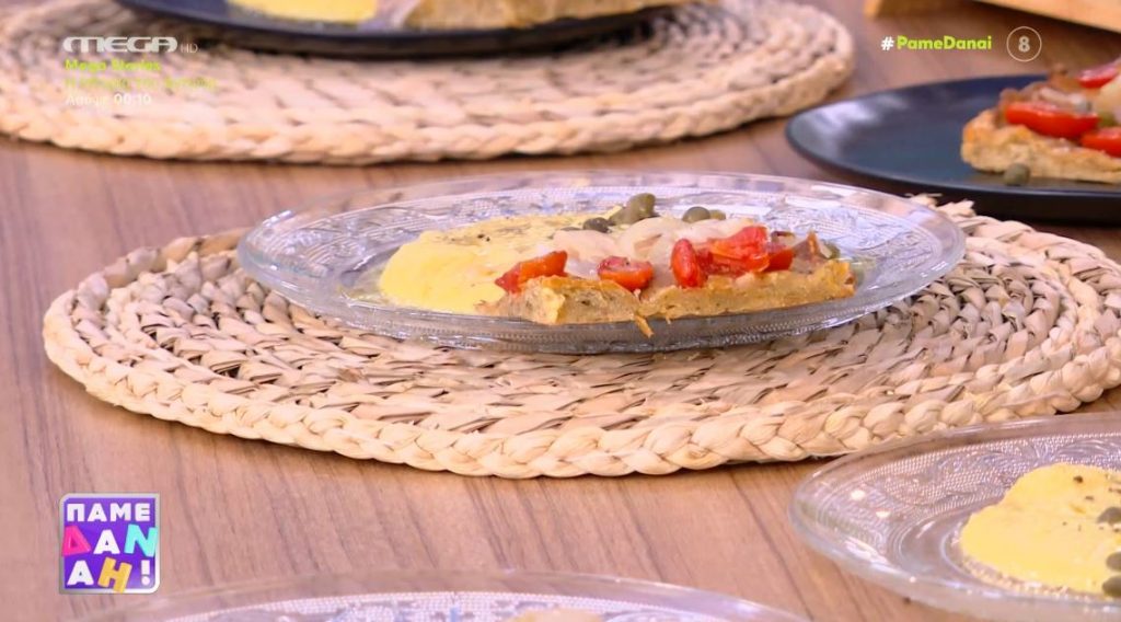 Ο Τίμος Ζαχαράτος μάς ετοιμάζει φάβα με καραμελωμένα κρεμμύδια