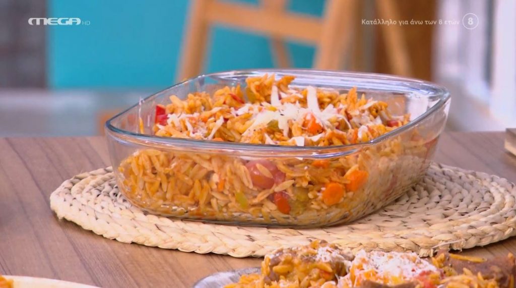 Ο Τίμος Ζαχαράτος μάς ετοιμάζει γιουβέτσι με μοσχάρι