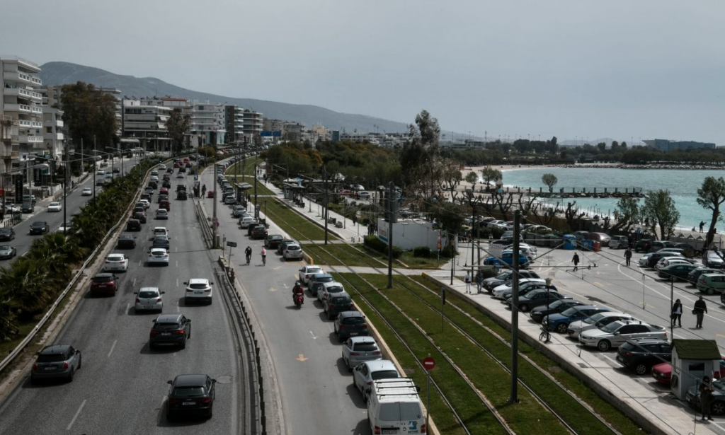 Γλυφάδα: Βρέθηκε βόμβα του Β’ Παγκοσμίου Πολέμου – Κλείνει η Ποσειδώνος