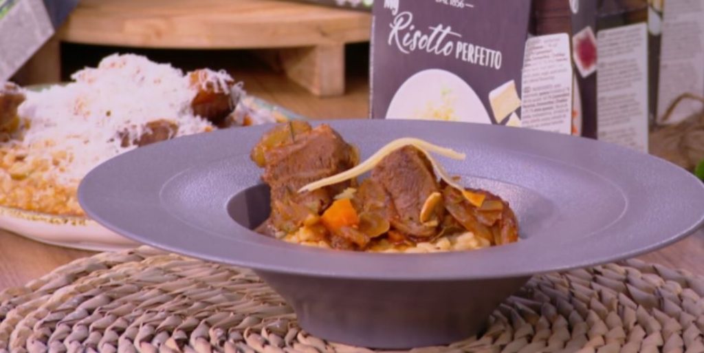 Ο Τίμος Ζαχαράτος μάς ετοιμάζει riso gallo με μανιτάρια και οσομπούκο