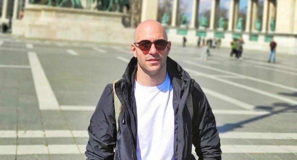 Ρέντης: «Ράγισαν καρδιές» στον αποχαιρετισμό της διμοιρίας των συναδέλφων του 31χρονου αστυνομικού