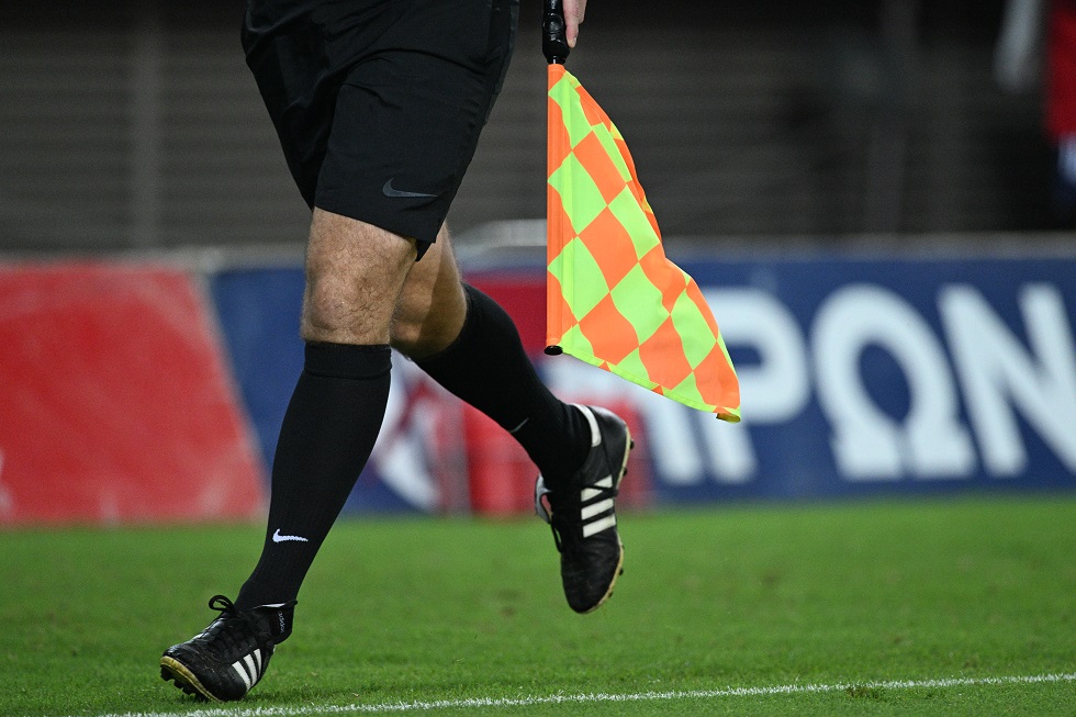 Superleague: Στον «αέρα» το πρωτάθλημα – Επιμένουν στην αποχή οι διαιτητές