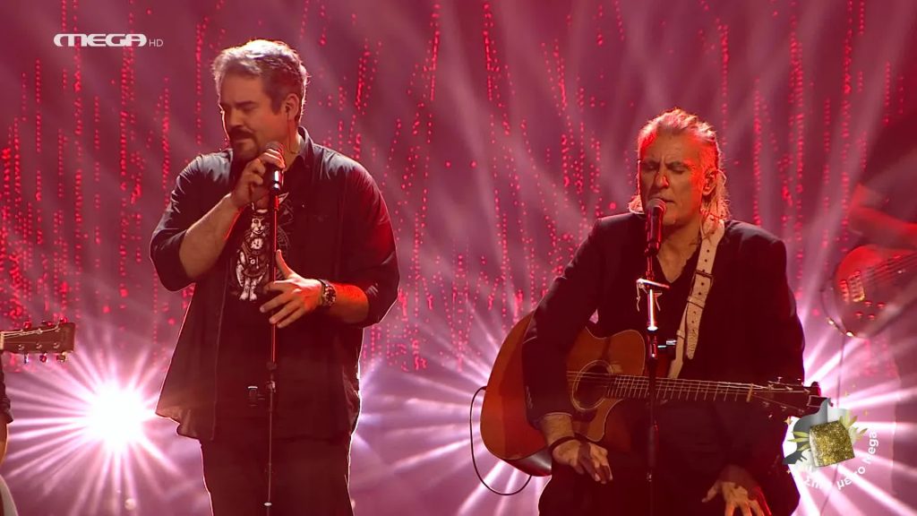 «Για τις παλιές αγάπες μην μιλάς» – Ο Φίλιππος Πλιάτσικας σε μια συνεργασία έκπληξη στο «Σπίτι με το MEGA»