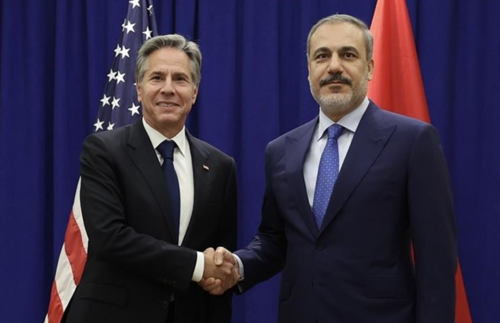 ΗΠΑ: Πυρά Φιντάν εναντίον των ΗΠΑ μετά τη συνάντηση με τον Μπλίνκεν στο Στέιτ Ντιπάρτμεντ