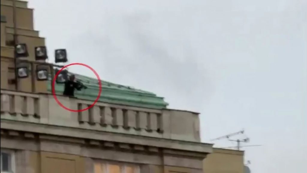 Πράγα: Μακελειό με 15 νεκρούς και 30 τραυματίες – Συγκλονίζουν οι μαρτυρίες