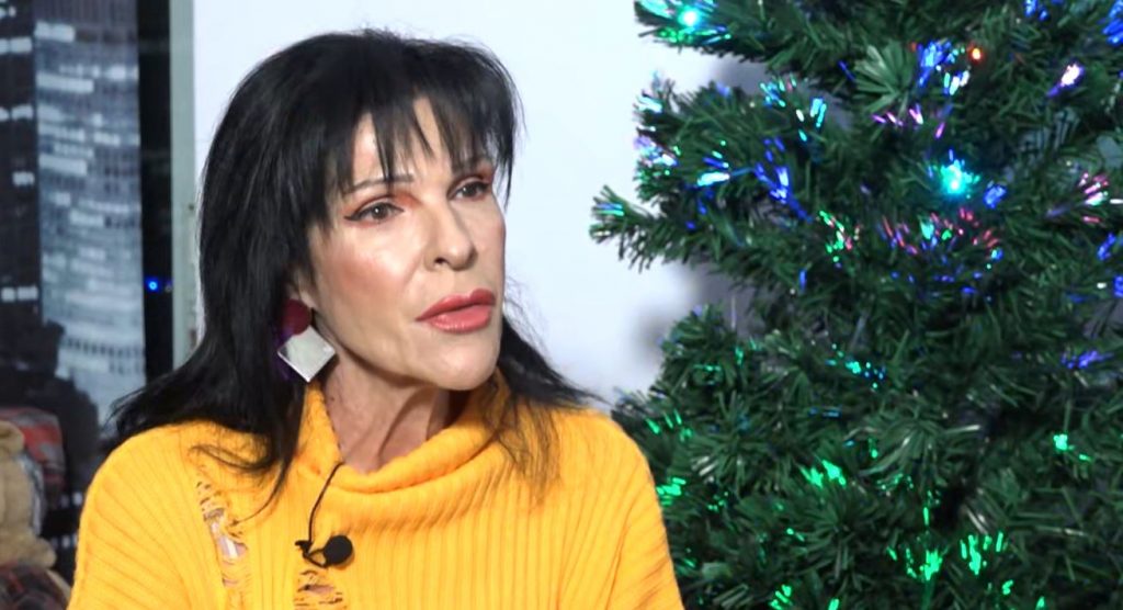 Σοφία Βόσσου: «Τι κατιναριό & παρακμιακή ‘αυλή’ είναι αυτή που…»