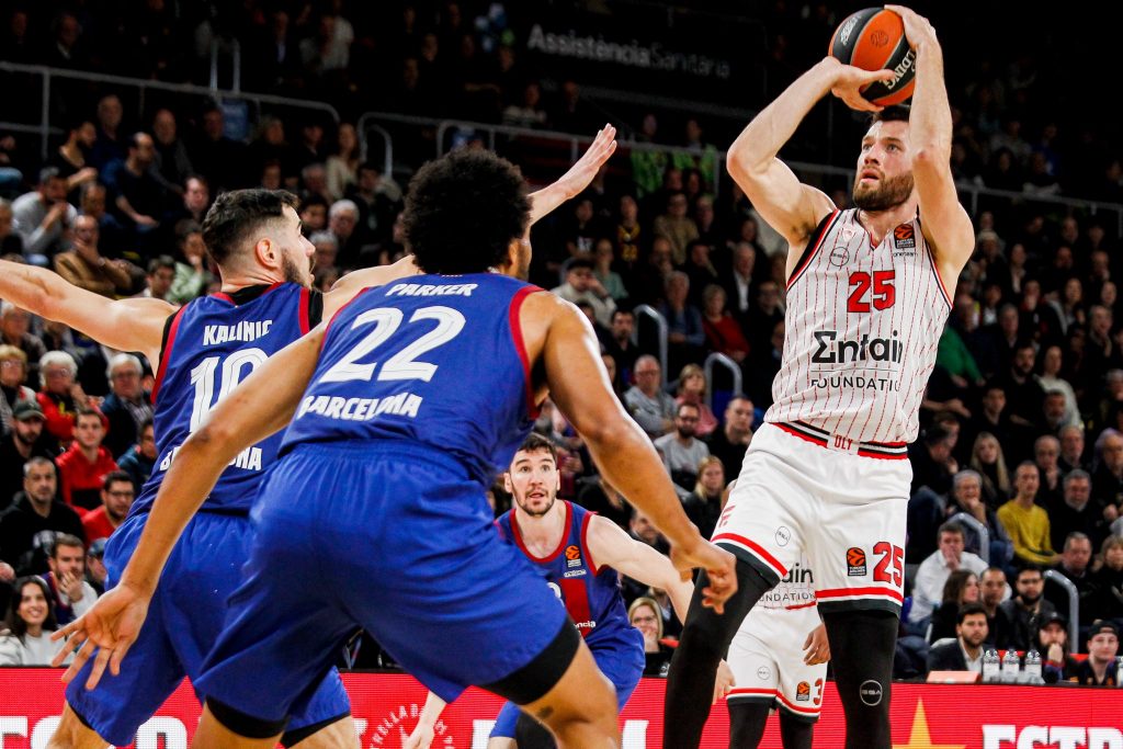 Euroleague: Πάλεψε αλλά ηττήθηκε από την Μπαρτσελόνα ο Ολυμπιακός