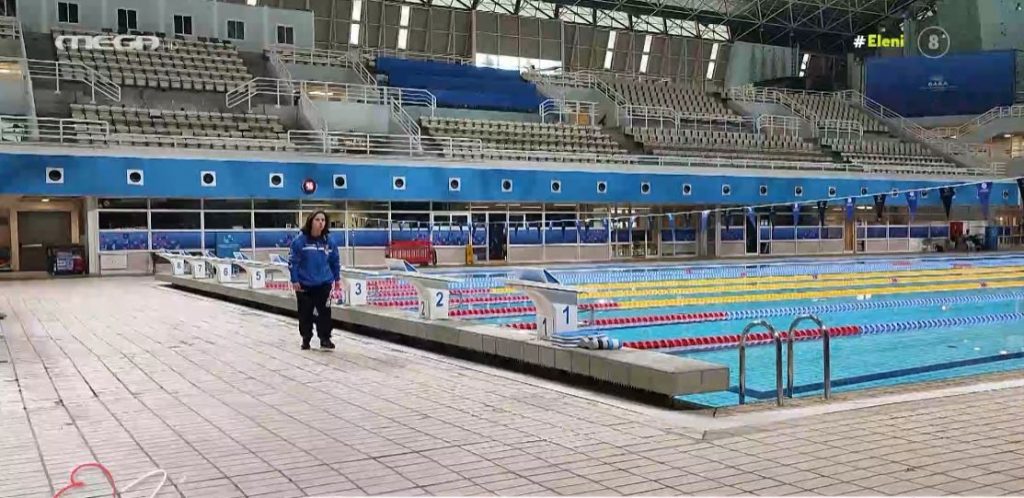 Νάνσυ Διαπούλη: Η πρώτη προπονήτρια κολύμβησης με σύνδρομο Down μιλά στην «Ελένη»