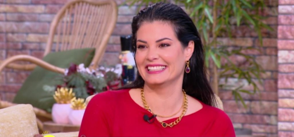 Μαρία Κορινθίου: «Κάποια μέρα ίσως αποκαλύψω τι πραγματικά συνέβη με τον Γιώργο Λιάγκα – Καταπατήθηκε η αξιοπρέπειά μου»