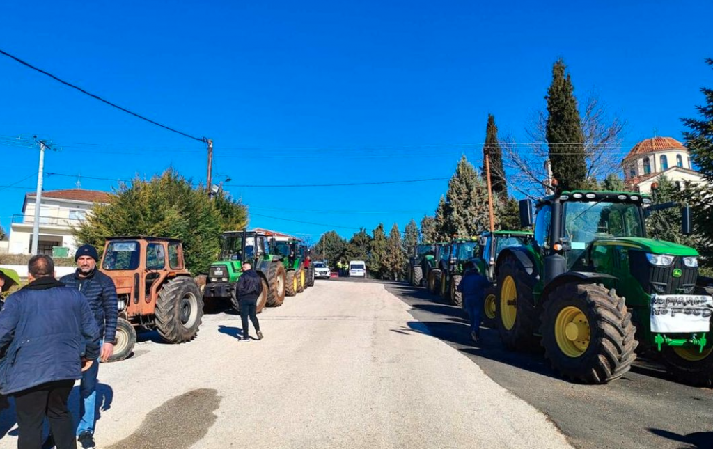 Θεσσαλία: Πληθαίνουν οι κινητοποιήσεις των αγροτών