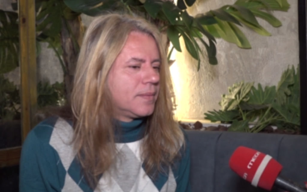 Δημήτρης Κοργιαλάς για Γιώργο Νταλάρα: «Όταν κάποιος είναι μουσικός θέλει να μιλήσει για τη δουλειά του και όχι για το βρακί του»