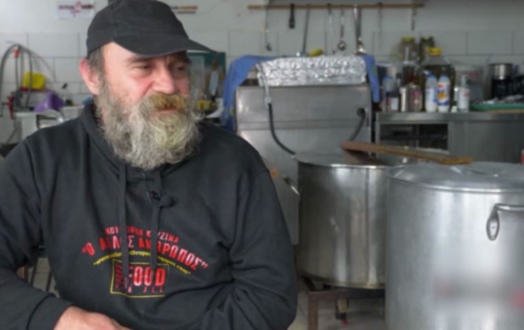 «Ο Άλλος Άνθρωπος»: Πώς θα μπορούσε να είναι νόμιμη η κοινωνική κουζίνα του Κώστα Πολυχρονόπουλου;