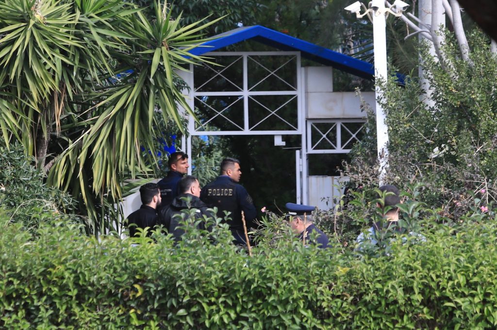 Γλυφάδα: «Ήταν ένα άγριο & προσχεδιασμένο έγκλημα» – Ο δικηγόρος της οικογένειας Καρνέση στο MEGA
