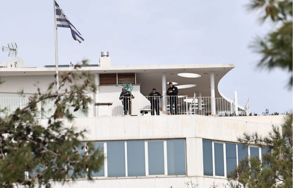 Γλυφάδα: Η επόμενη μέρα μετά το πρωτοφανές μακελειό
