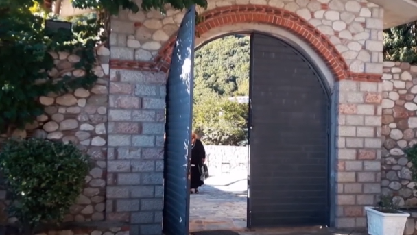 Βοιωτία: Θρίλερ με μοναχές – Νεκρές μετά από φωτιά