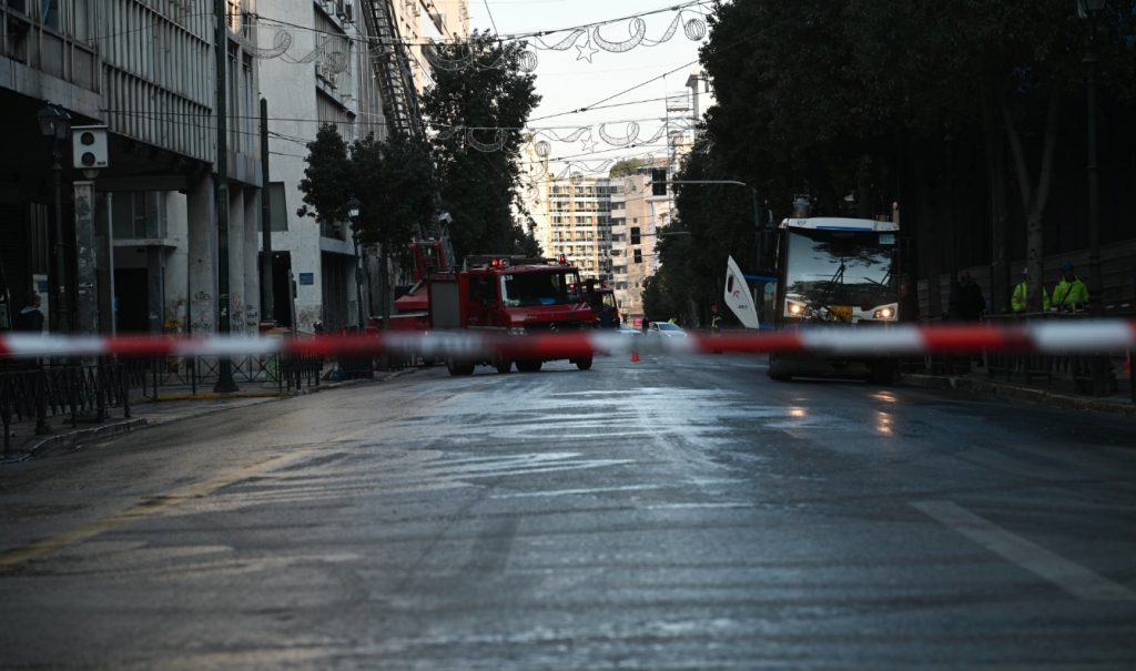 Βόμβα στη Σταδίου: Η Αντιτρομοκρατική εντόπισε την μοτοσικλέτα που χρησιμοποίησαν οι τρομοκράτες στο υπουργείο Εργασίας