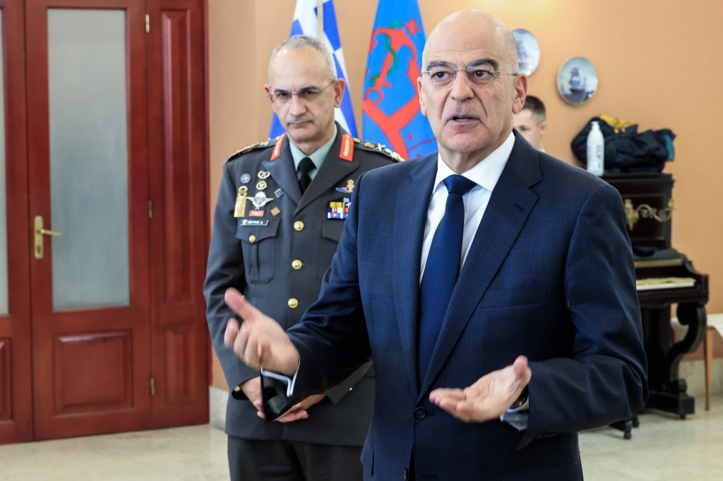 Νίκος Δένδιας: Έρχεται η εθελοντική στράτευση των γυναικών