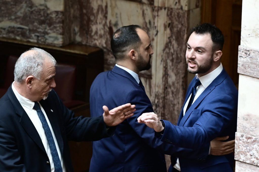 Στράτος Σιμόπουλος: «Το επεισόδιο απέδειξε ότι ο ‘’κασιδιαρισμός’’ είναι μέσα στη Βουλή»