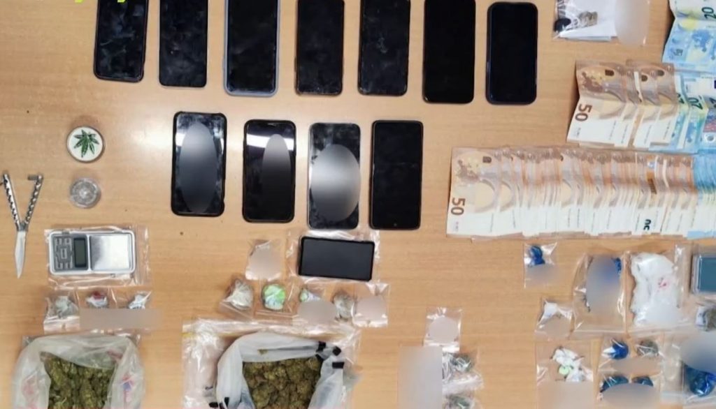 Πάτρα: Παρέμβαση εισαγγελέα για τη διακίνηση ναρκωτικών από σπείρα σε σχολεία